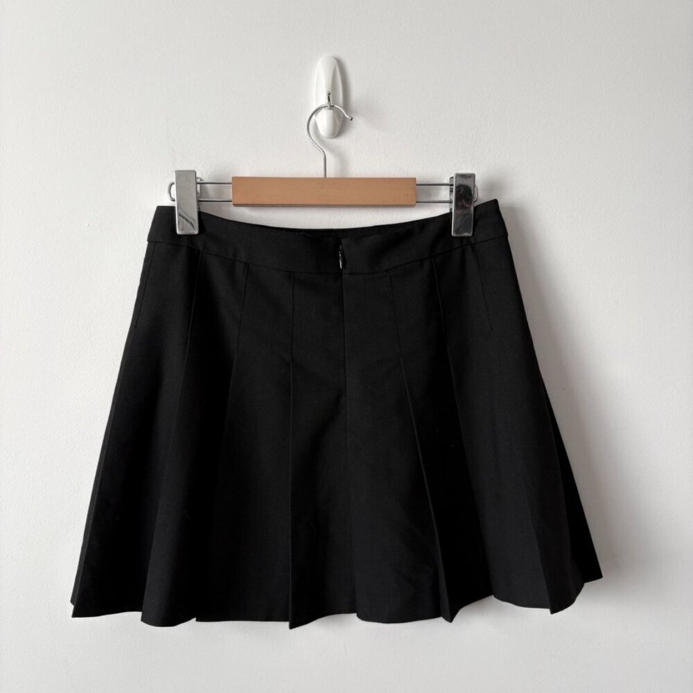 Aritzia Sunday Best Olive Micro Skirt Pleated High Rise Black Size 4 - Picture 4 of 6
